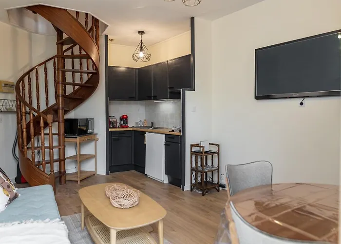 Au cœur des Remparts de Guérande: logement pour 4