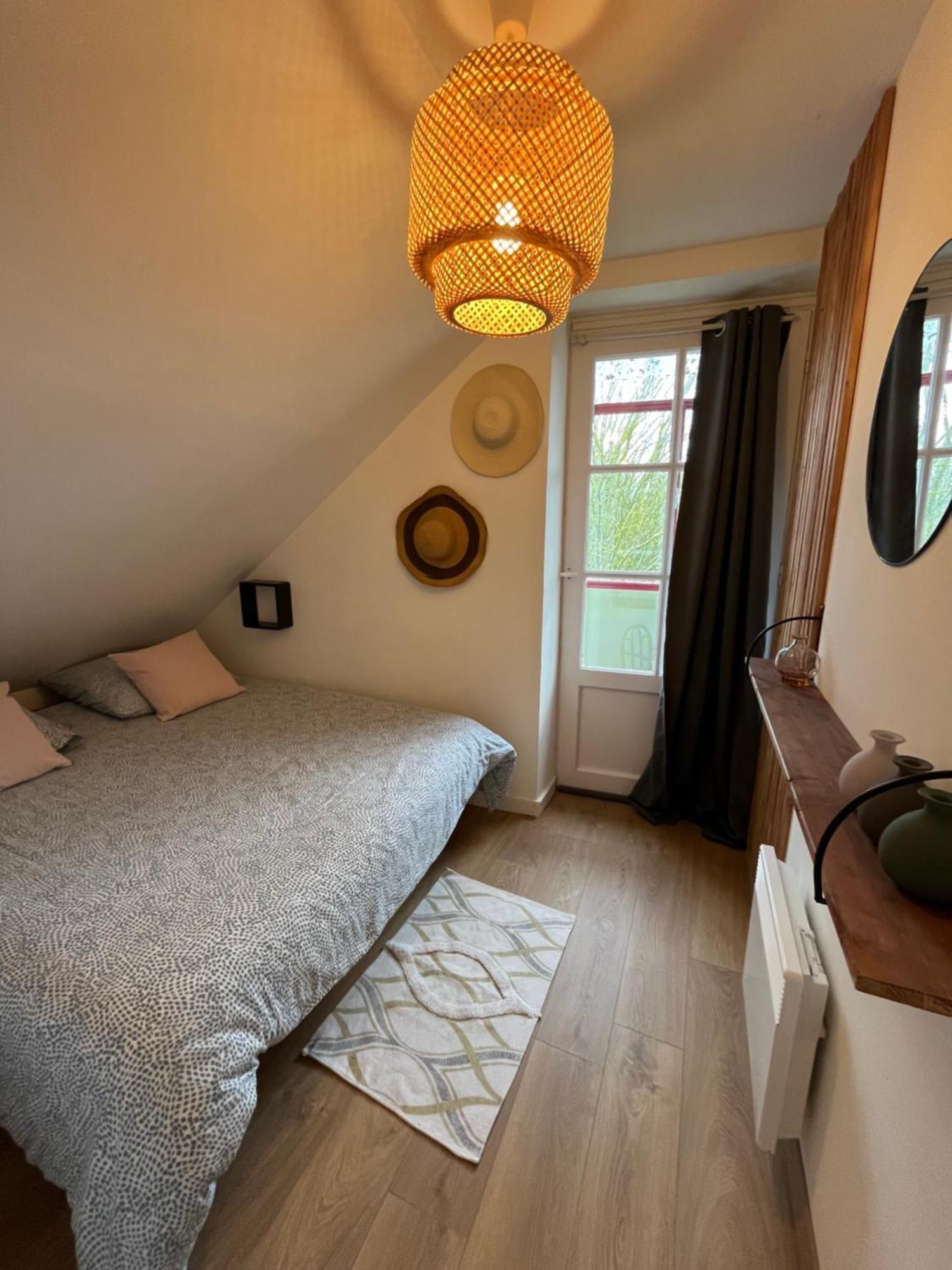 Appartement Au Cœur Des Remparts De Guérande: Pour 4 Guérande